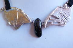 Collier argent et jais