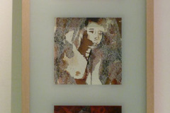 compo-femme-en-rouge